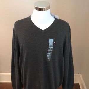 Tommy Hilfiger Sweater NWT